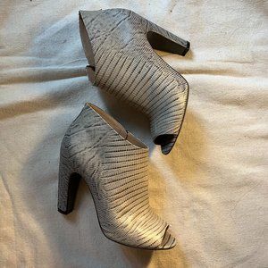 Auth Margiela Curved Heel Boots